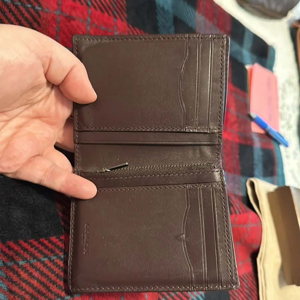 Coach wallets - Picture 4 of 10